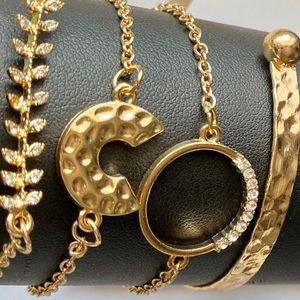 Bangle Bracelet Great costume Gold Tone jewelry 4pcs set